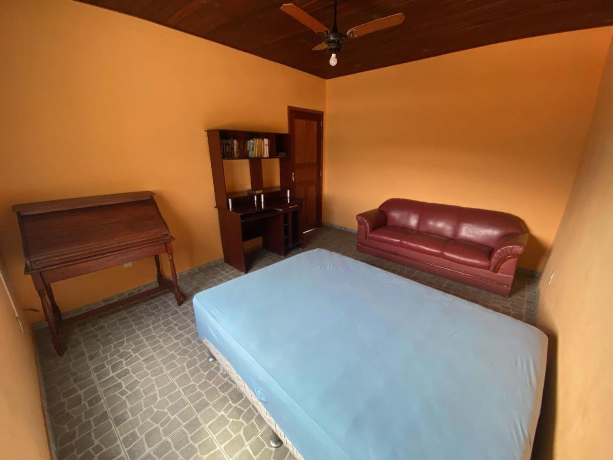 Casa Inteira Entre Guaratiba E Campo Grande, Rio De Janeiro, Rj - A 40 Min Da Praia, Proximo Ao Estadio Miecimo Da Silva E Park Shopping-Ideal Para Descanso, Encontros, Festa E Lazer-3000 M2 Екстериор снимка